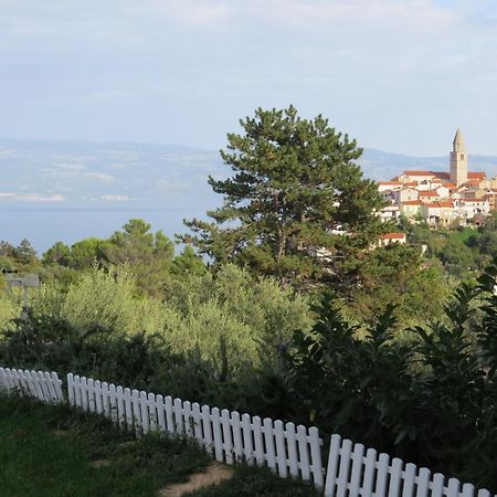 Apartmani Mariosa Vrbnik Exteriér fotografie